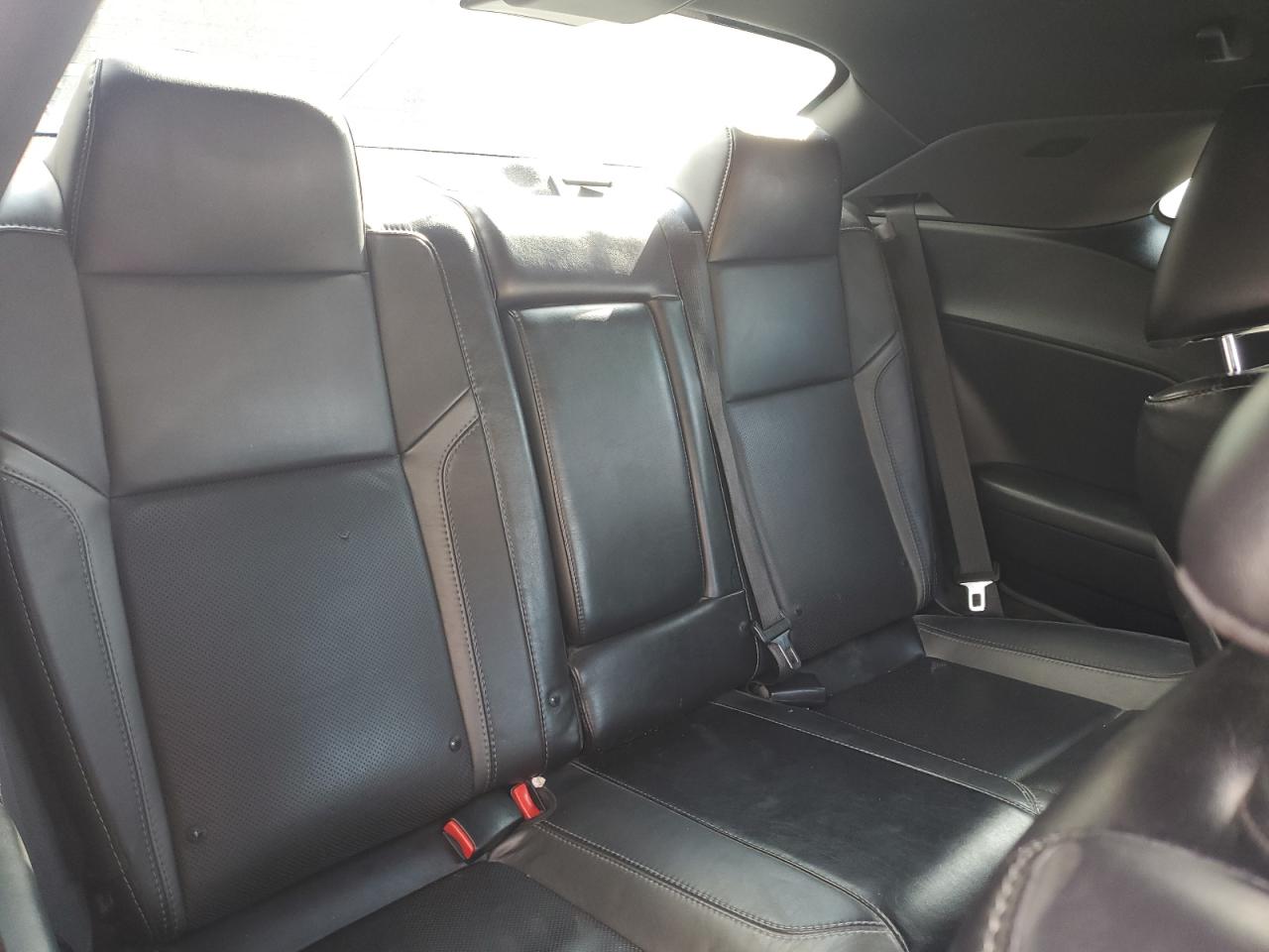 2016 Dodge Challenger - Image 10