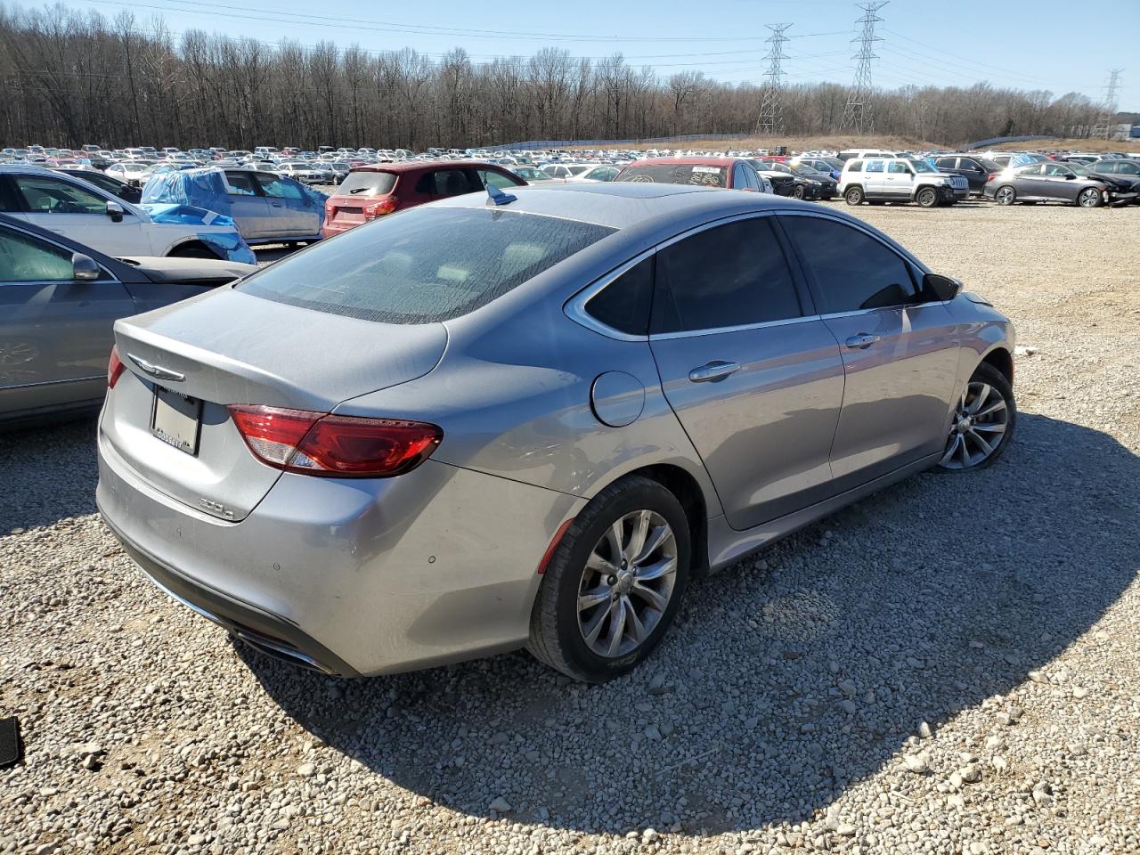 2015 Chrysler 200 - Image 3