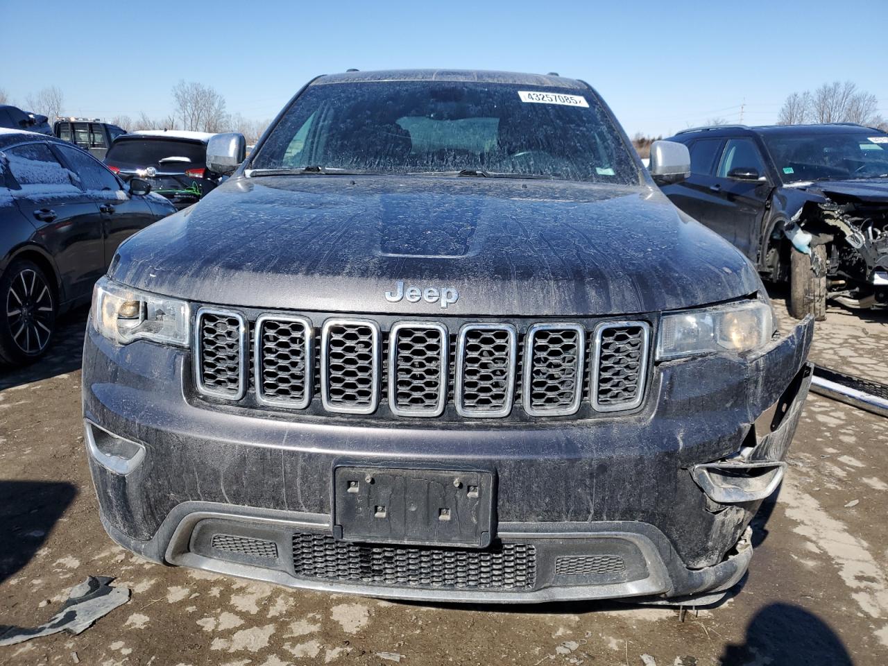 2018 Jeep Grand Cherokee - Image 5