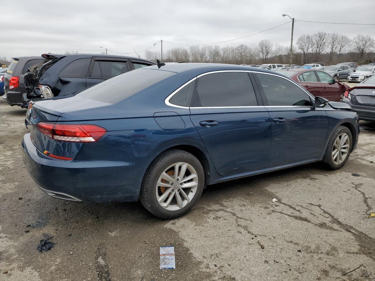 2020 Volkswagen Passat - Image 3