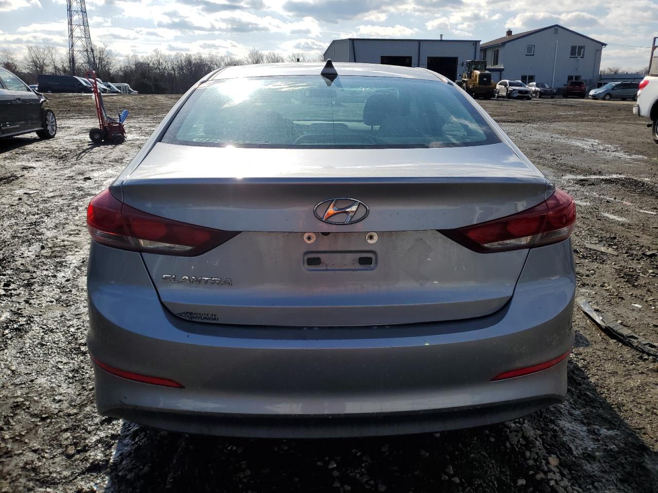2017 Hyundai Elantra - Image 6