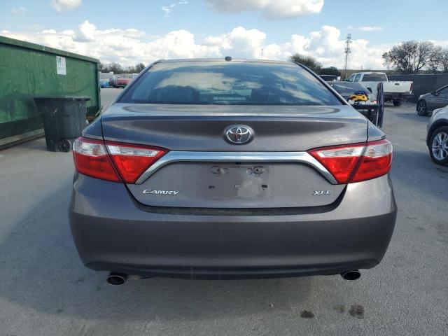  TOYOTA CAMRY 2015 Szary