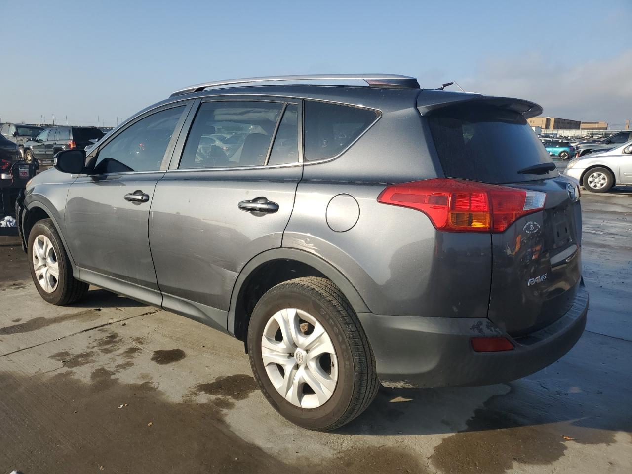2015 Toyota RAV 4 - Image 2