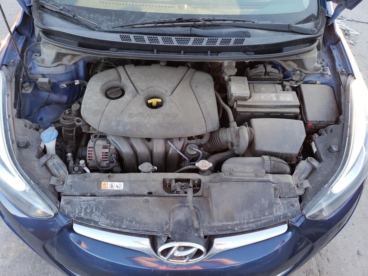 2015 Hyundai Elantra - Image 13