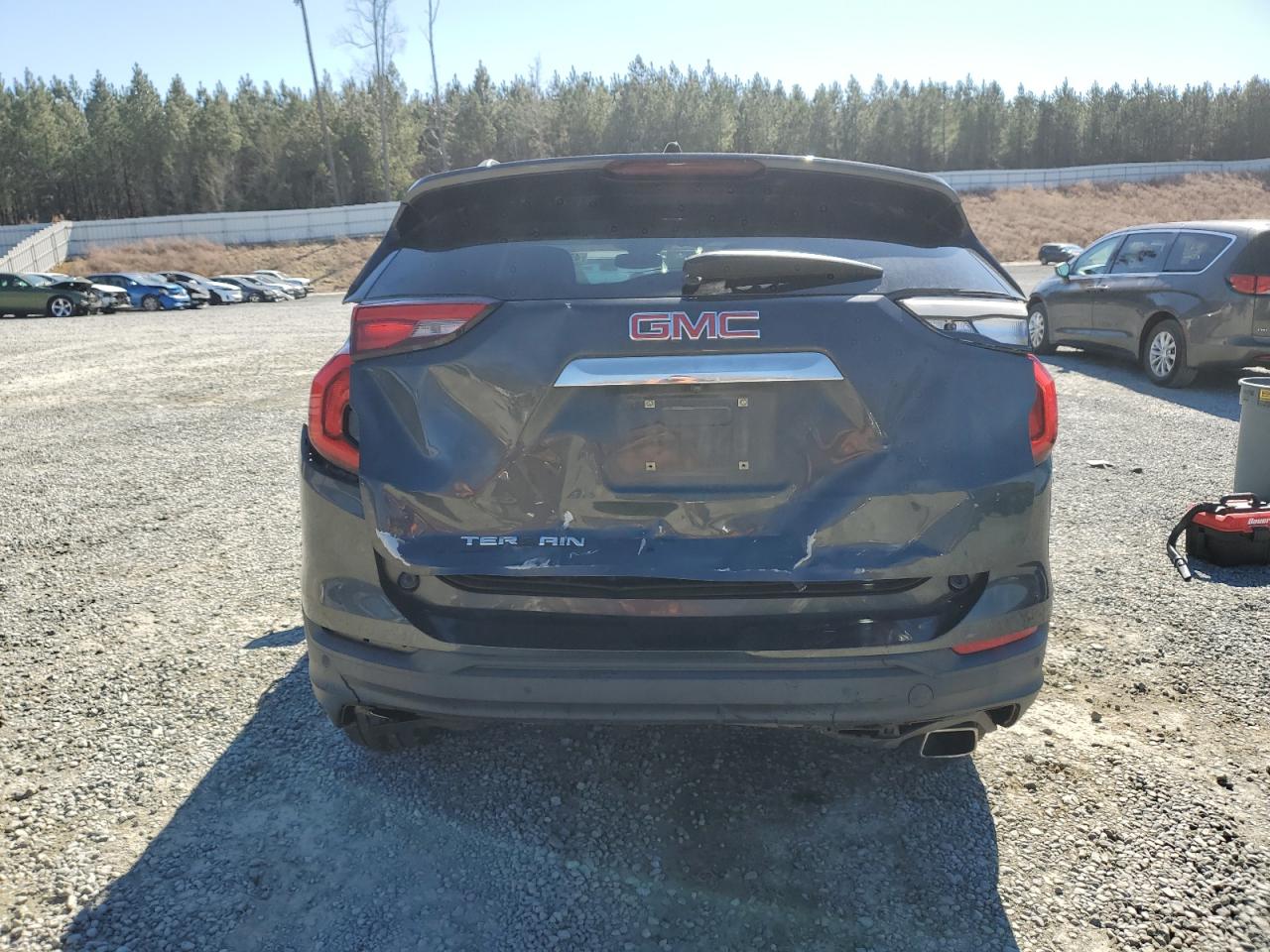 2018 GMC Terrain - Image 6