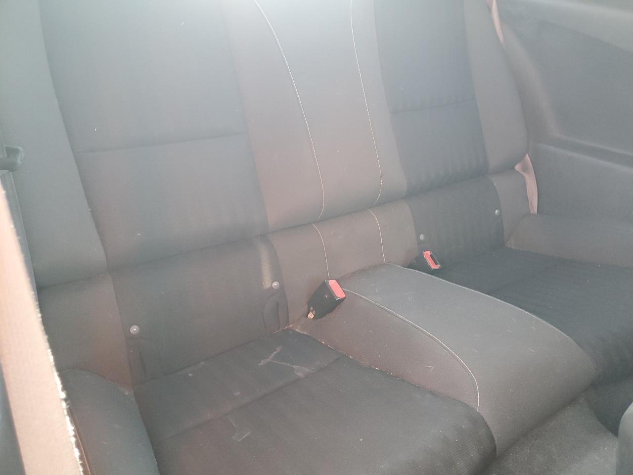 2015 Chevrolet Camaro - Image 10