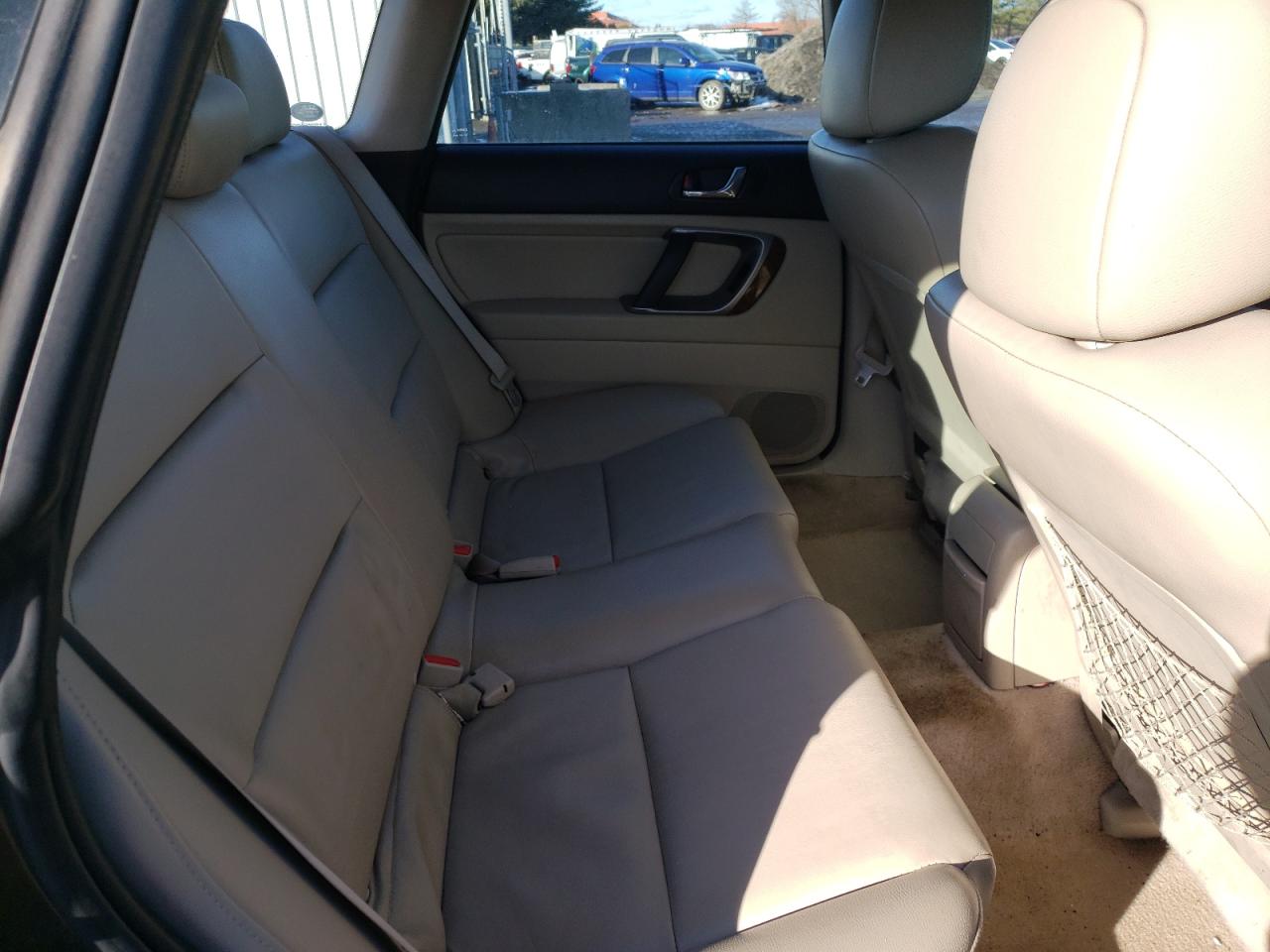 2008 Subaru Outback - Image 10