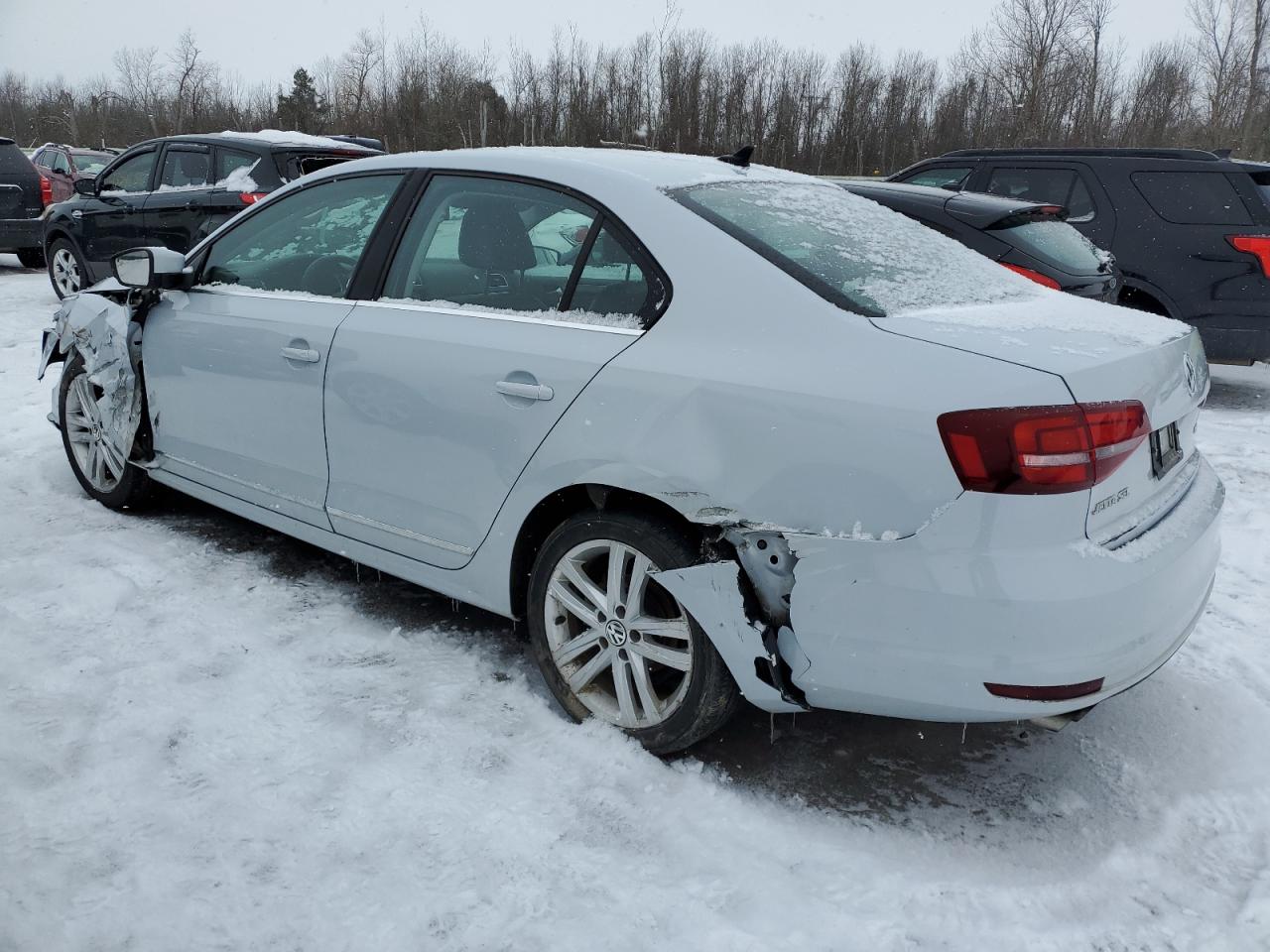 2017 Volkswagen Jetta - Image 2