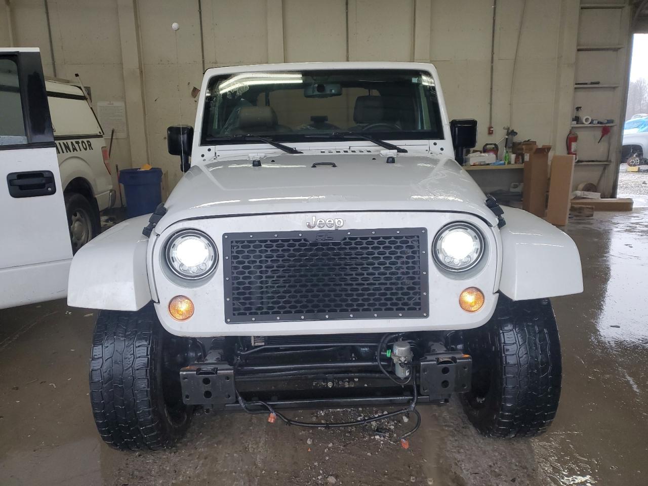 2017 Jeep Wrangler - Image 5