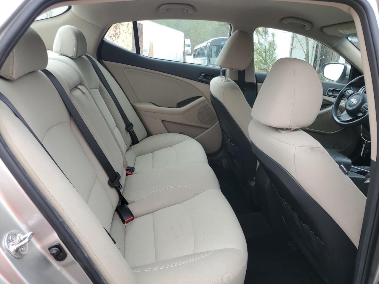 2014 Kia Optima - Image 10