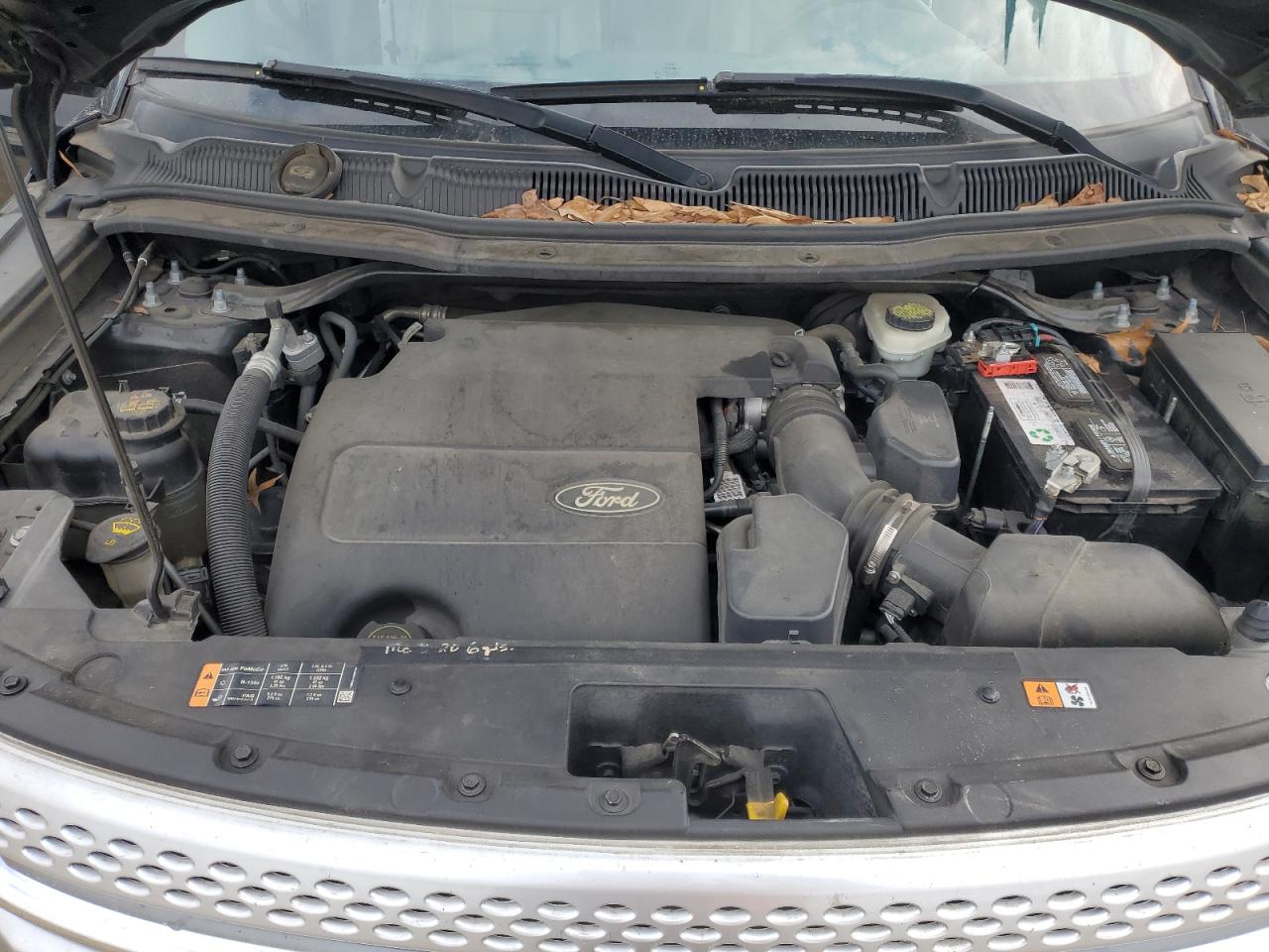 2015 Ford Explorer - Image 13