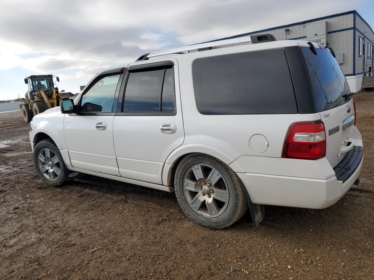 2010 Ford Expedition - Image 2