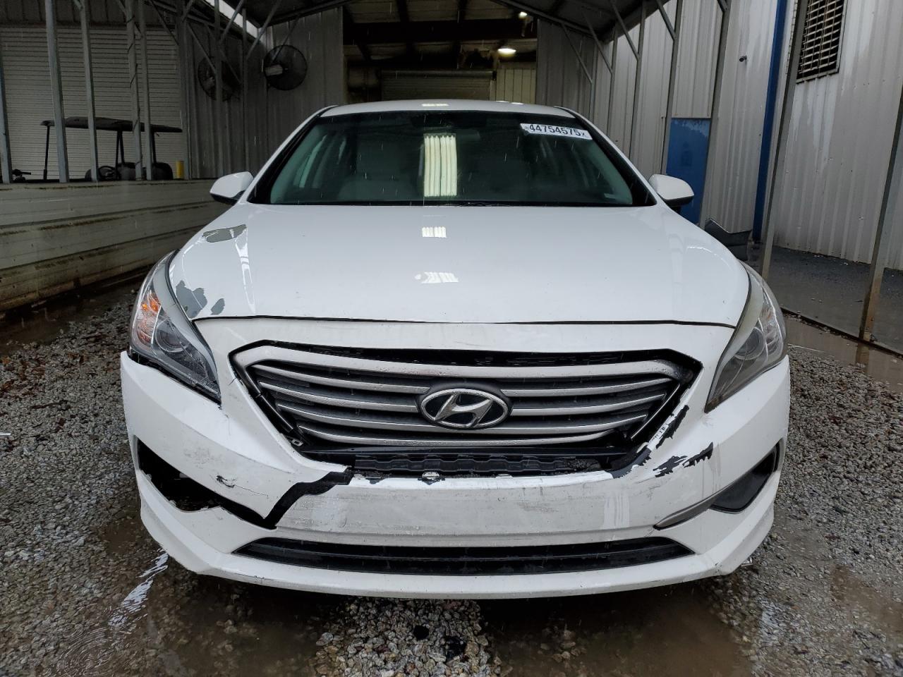 2016 Hyundai Sonata - Image 5