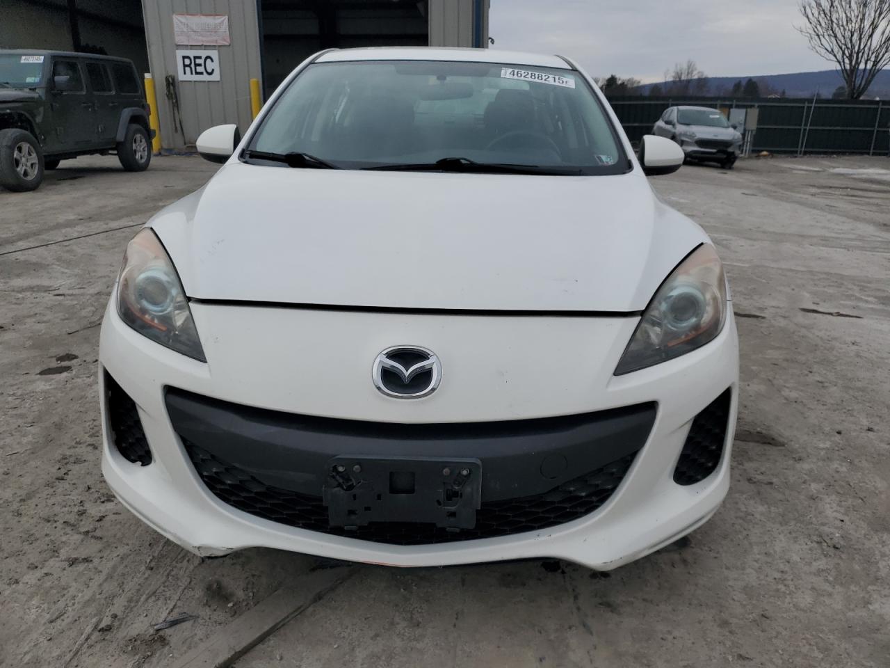 2013 Mazda 3 - Image 5