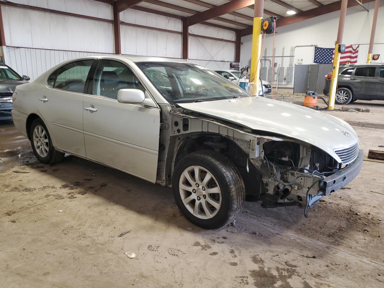 2003 Lexus ES - Image 4