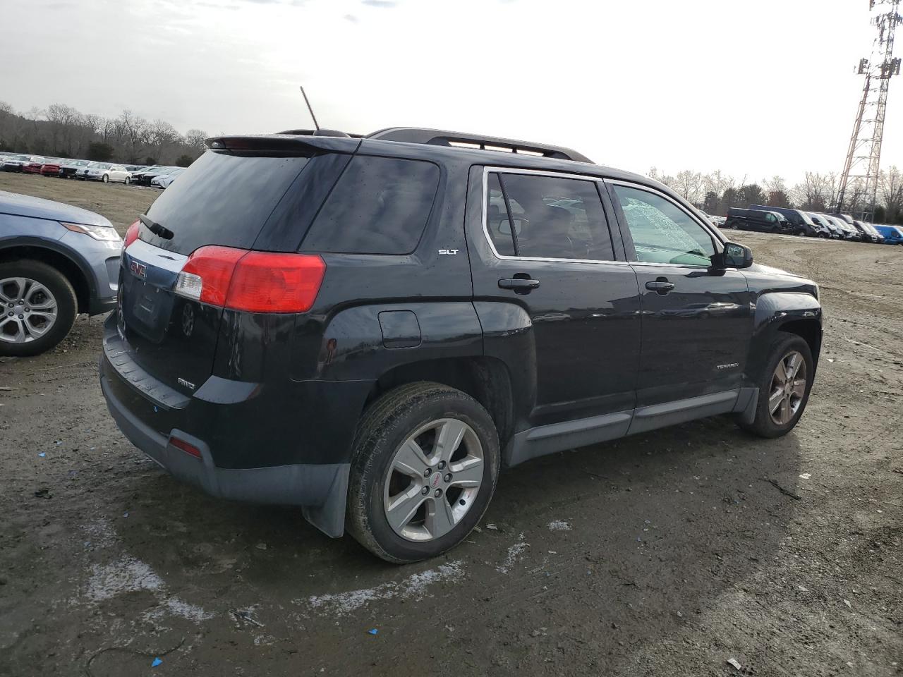 2015 GMC Terrain - Image 3