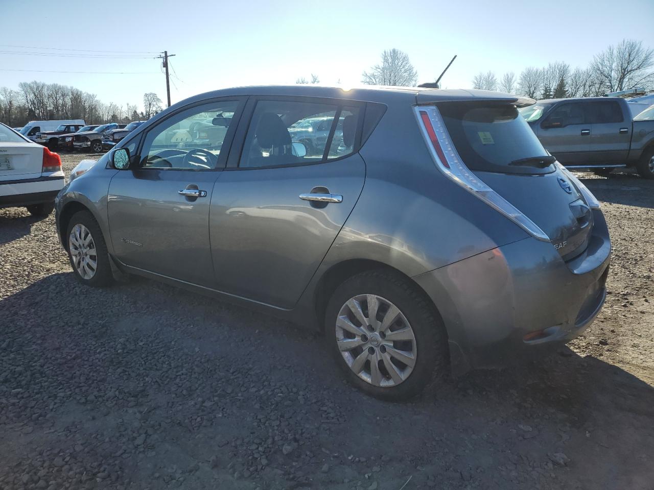 2015 Nissan Leaf - Image 2