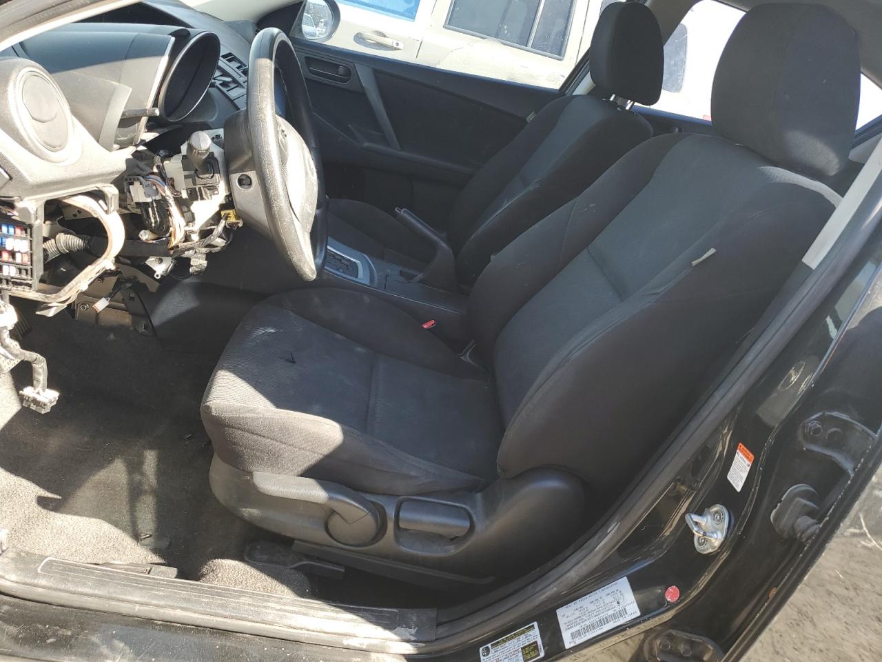 2010 Mazda 3 - Image 7