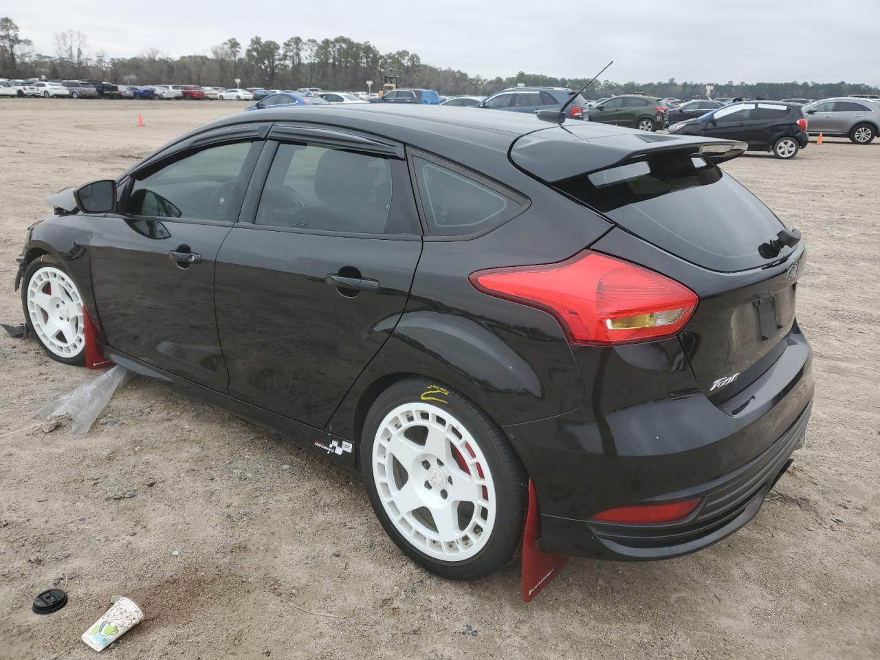 2015 Ford Focus - Image 2