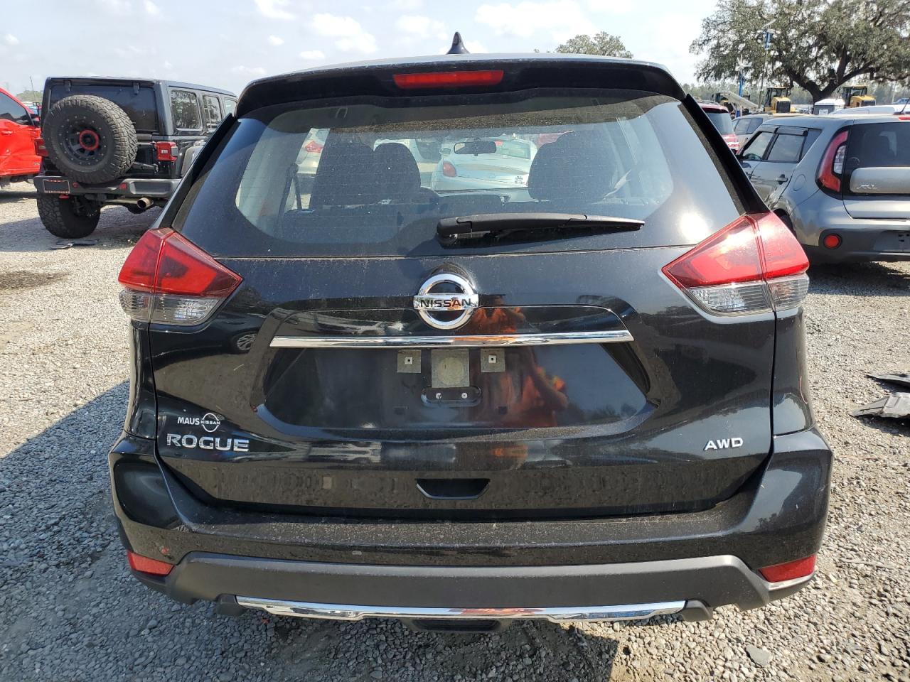 2017 Nissan Rogue - Image 6