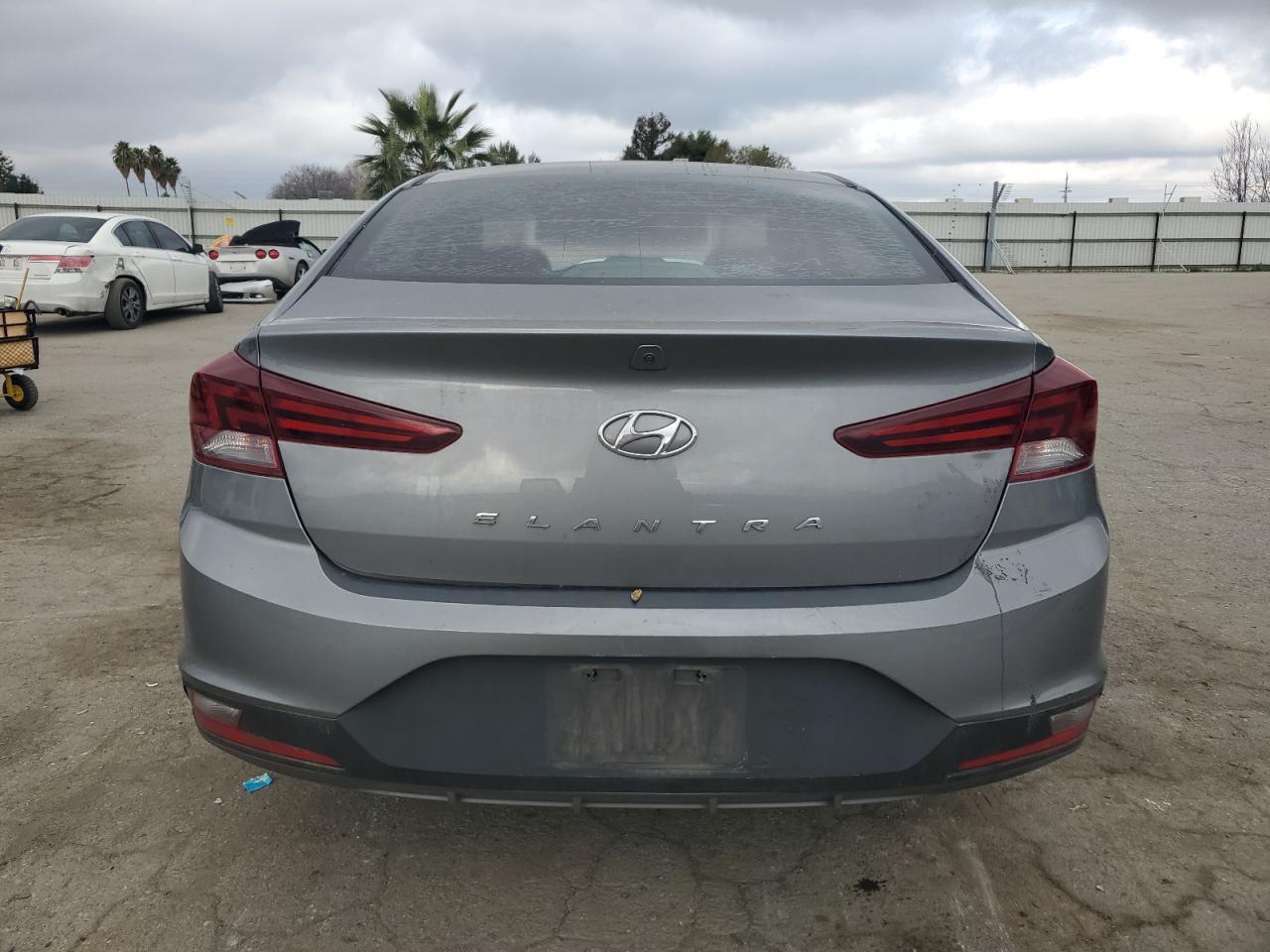 2019 Hyundai Elantra - Image 6