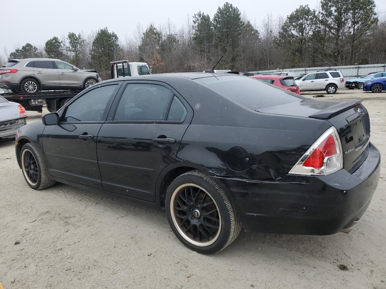 2009 Ford Fusion - Image 2