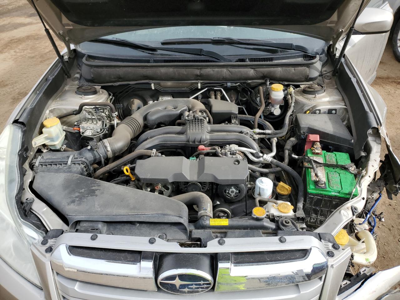 2014 Subaru Outback - Image 12