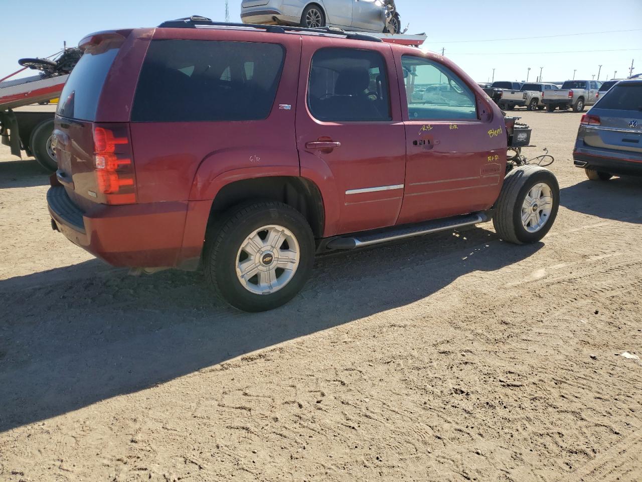 2011 Chevrolet Tahoe - Image 3