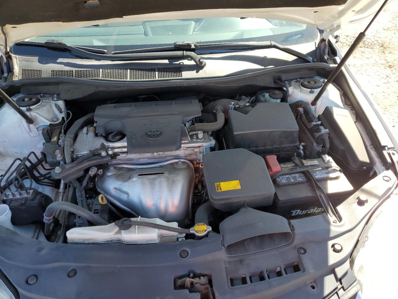 2015 Toyota Camry - Image 12