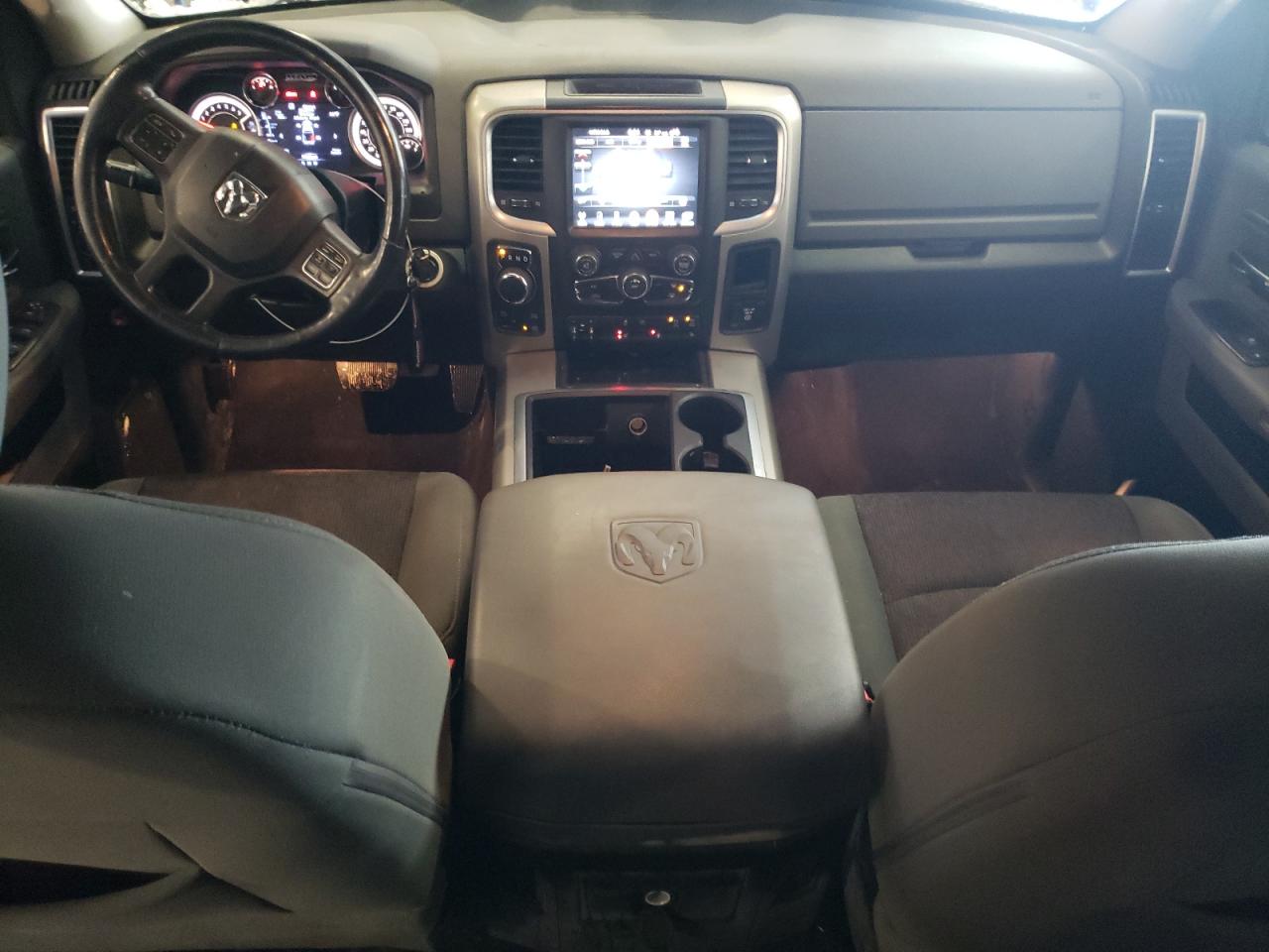 2014 RAM 1500 - Image 8