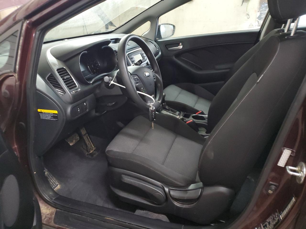 2017 Kia Forte - Image 7
