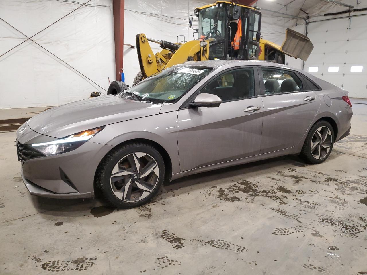 2023 Hyundai Elantra - Image 1