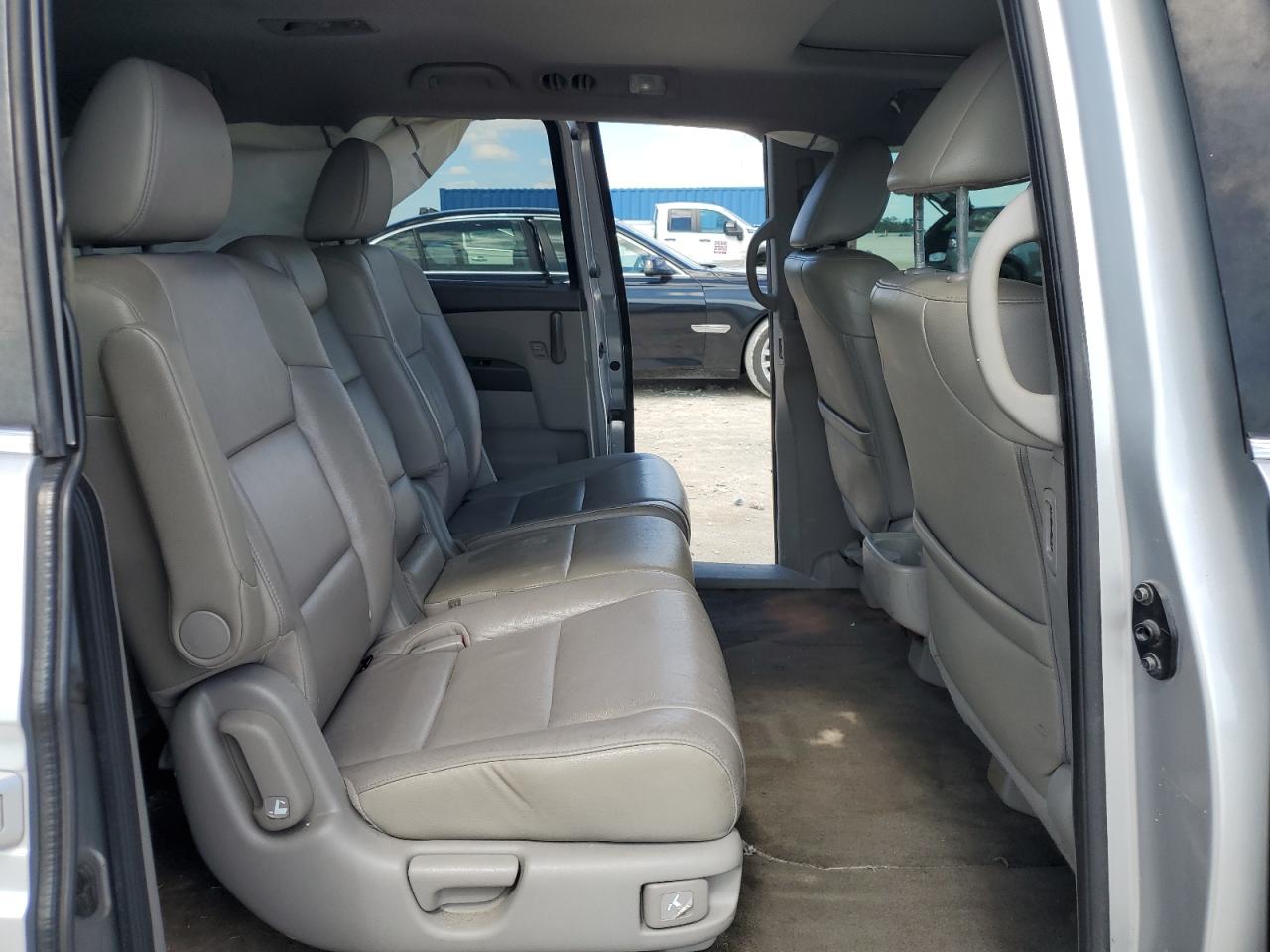 2013 Honda Odyssey - Image 12