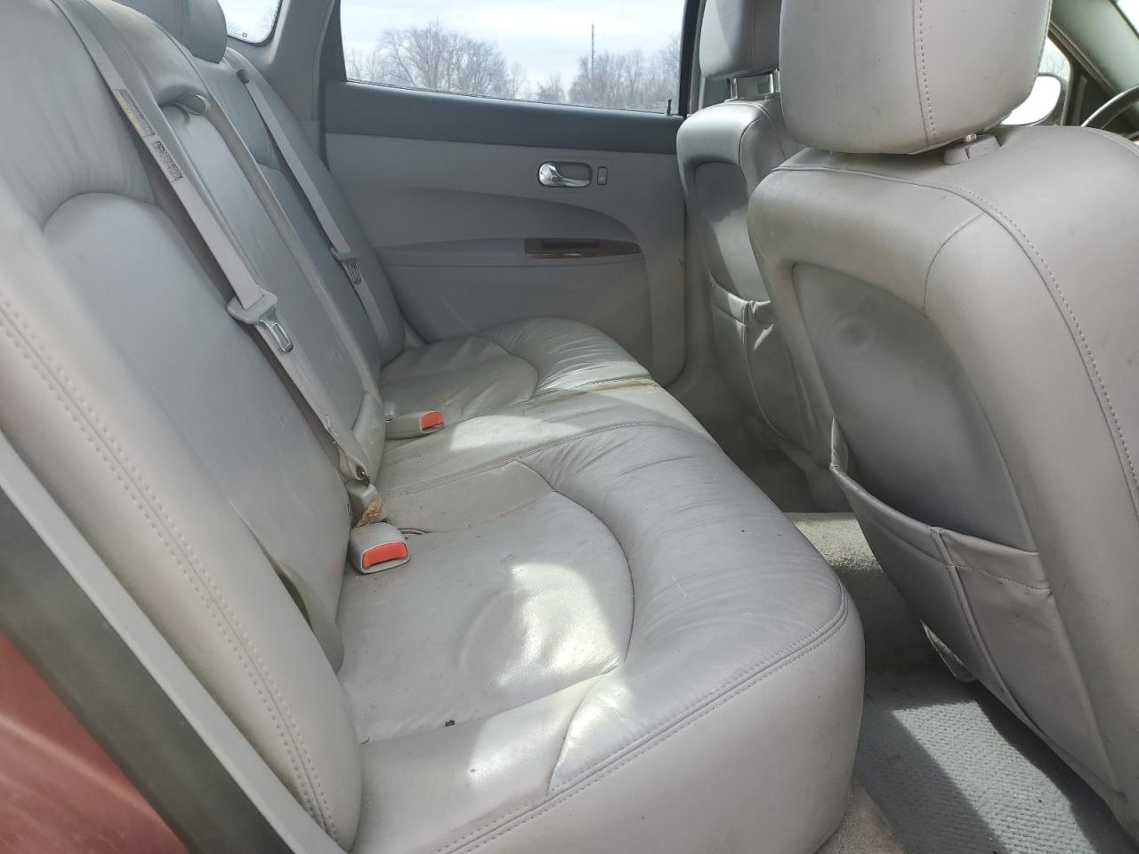 2005 Buick LaCrosse - Image 10