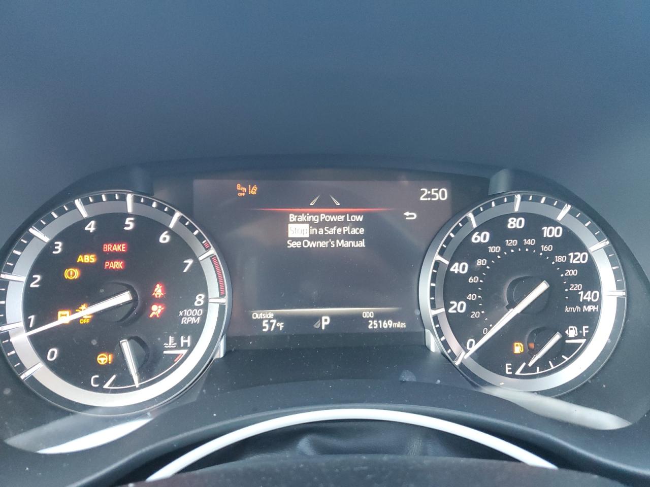 2022 Toyota Highlander - Image 9