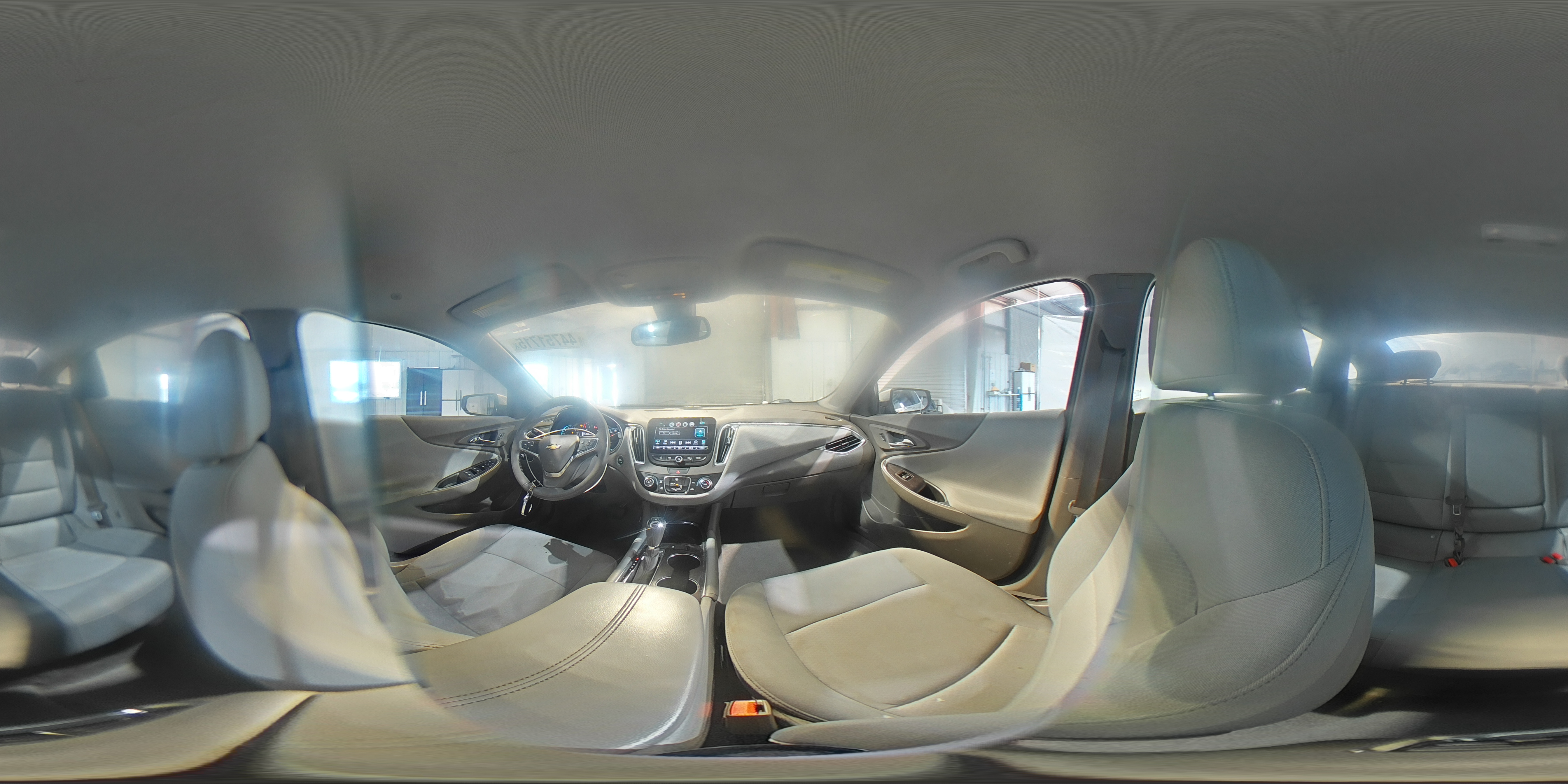2018 Chevrolet Malibu - Image 13