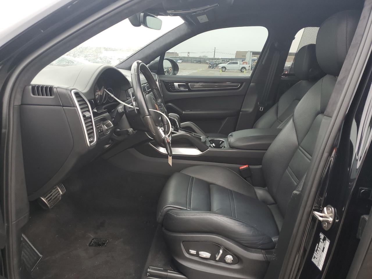 2021 Porsche Cayenne Turbo S E-Hybrid VIN: WP1AH2AY6MDA38066 Lot: 44646275