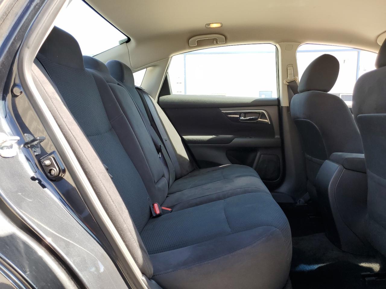 2014 Nissan Altima - Image 10