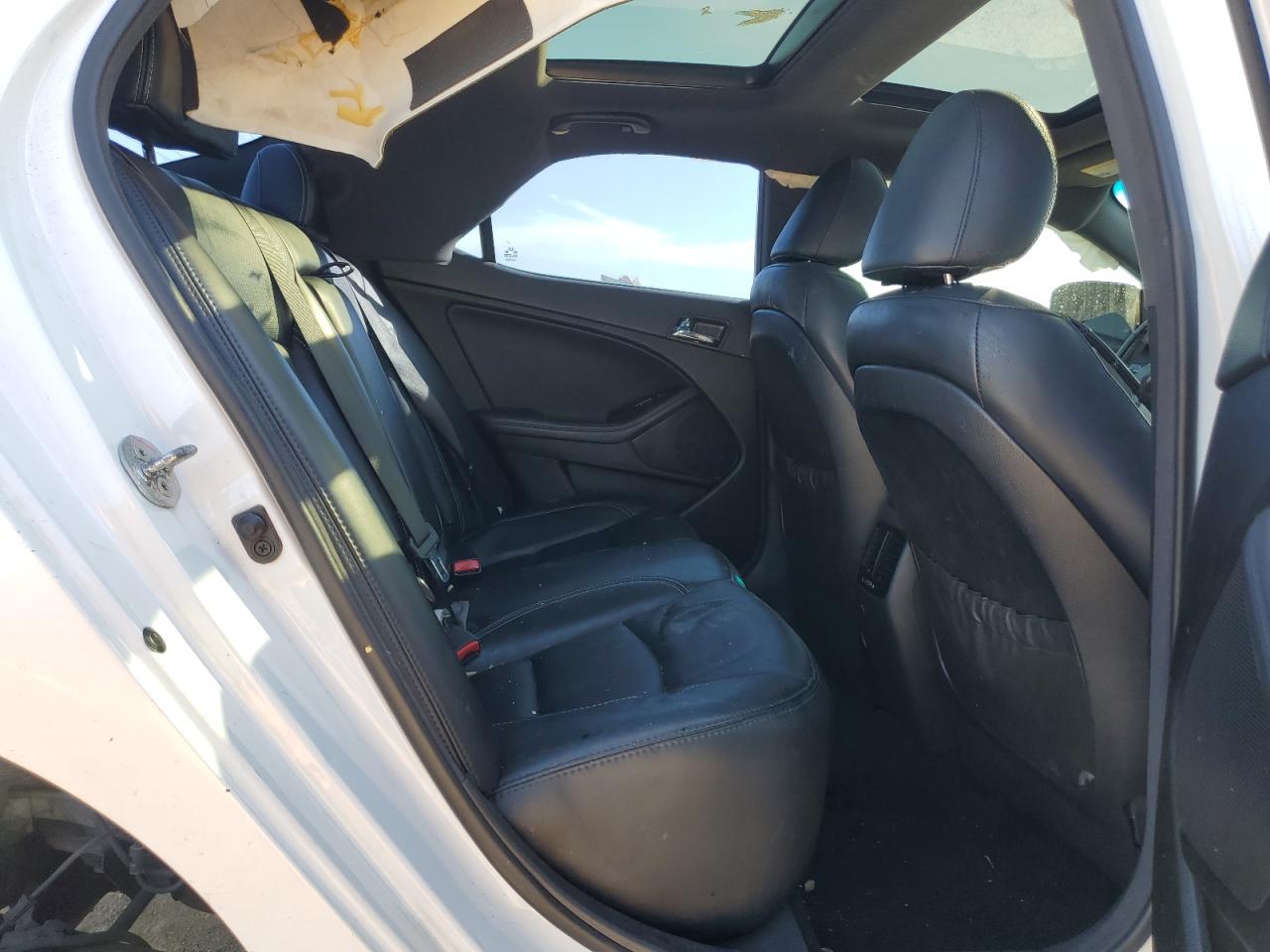 2013 Kia Optima - Image 10