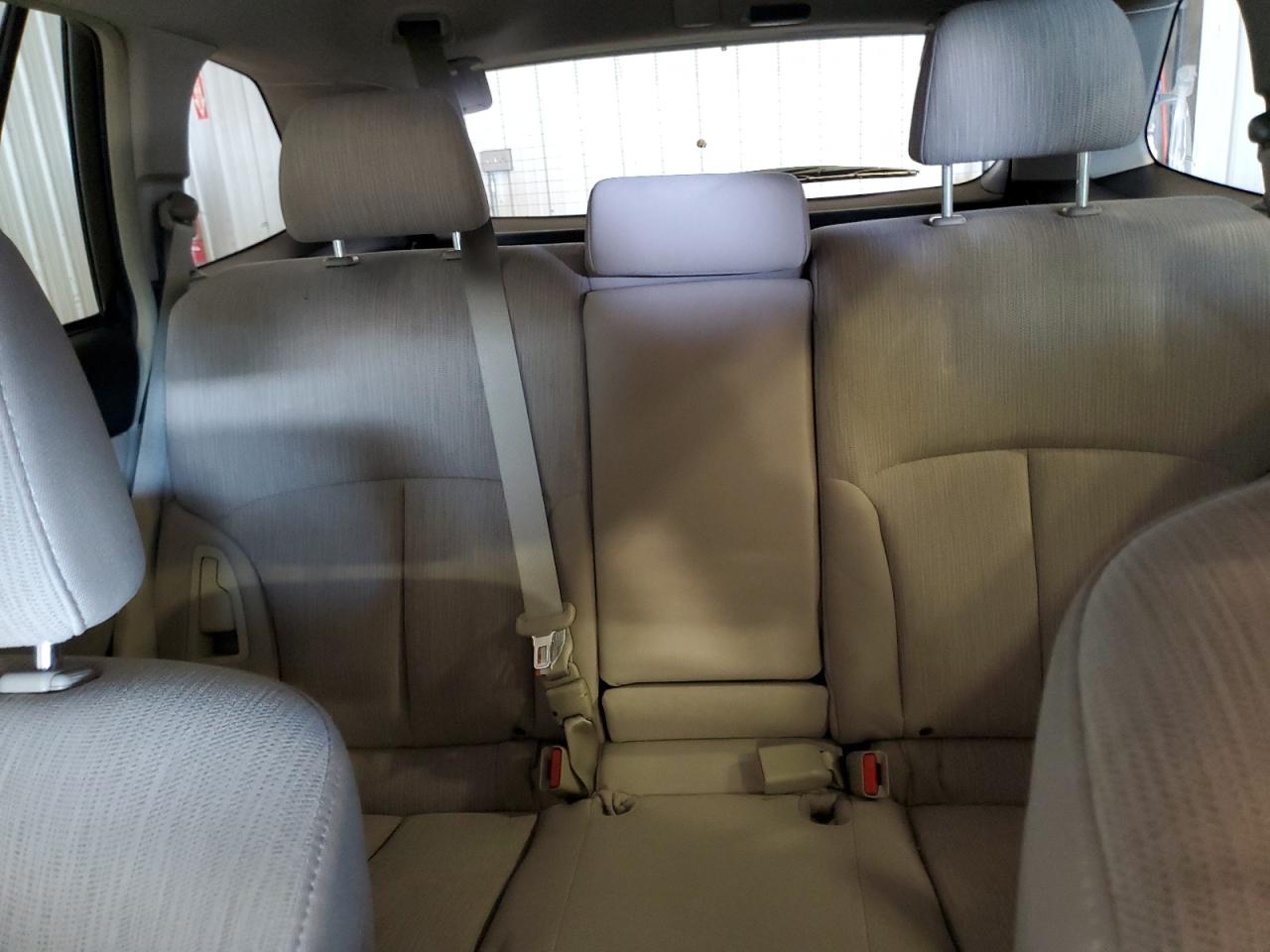 2013 Subaru Outback - Image 10