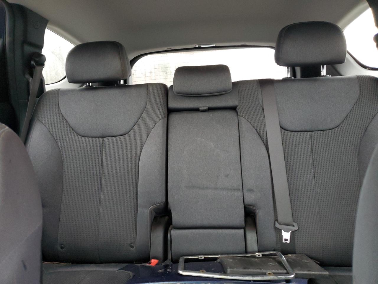 2019 Hyundai Santa Fe - Image 10