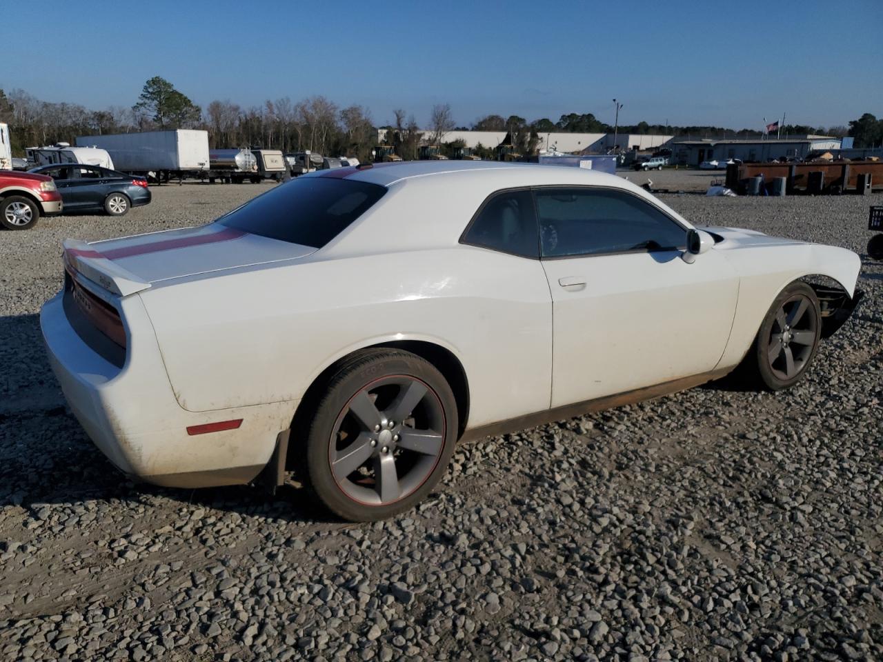 2014 Dodge Challenger - Image 3