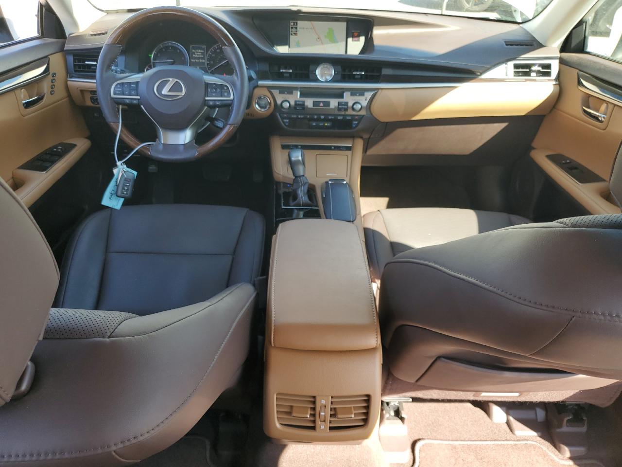 2018 Lexus ES - Image 8