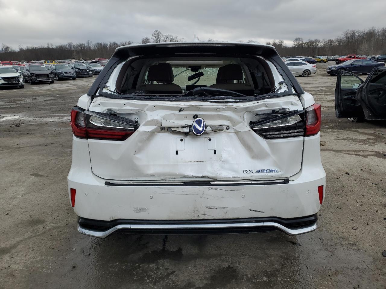 2019 Lexus RX - Image 6