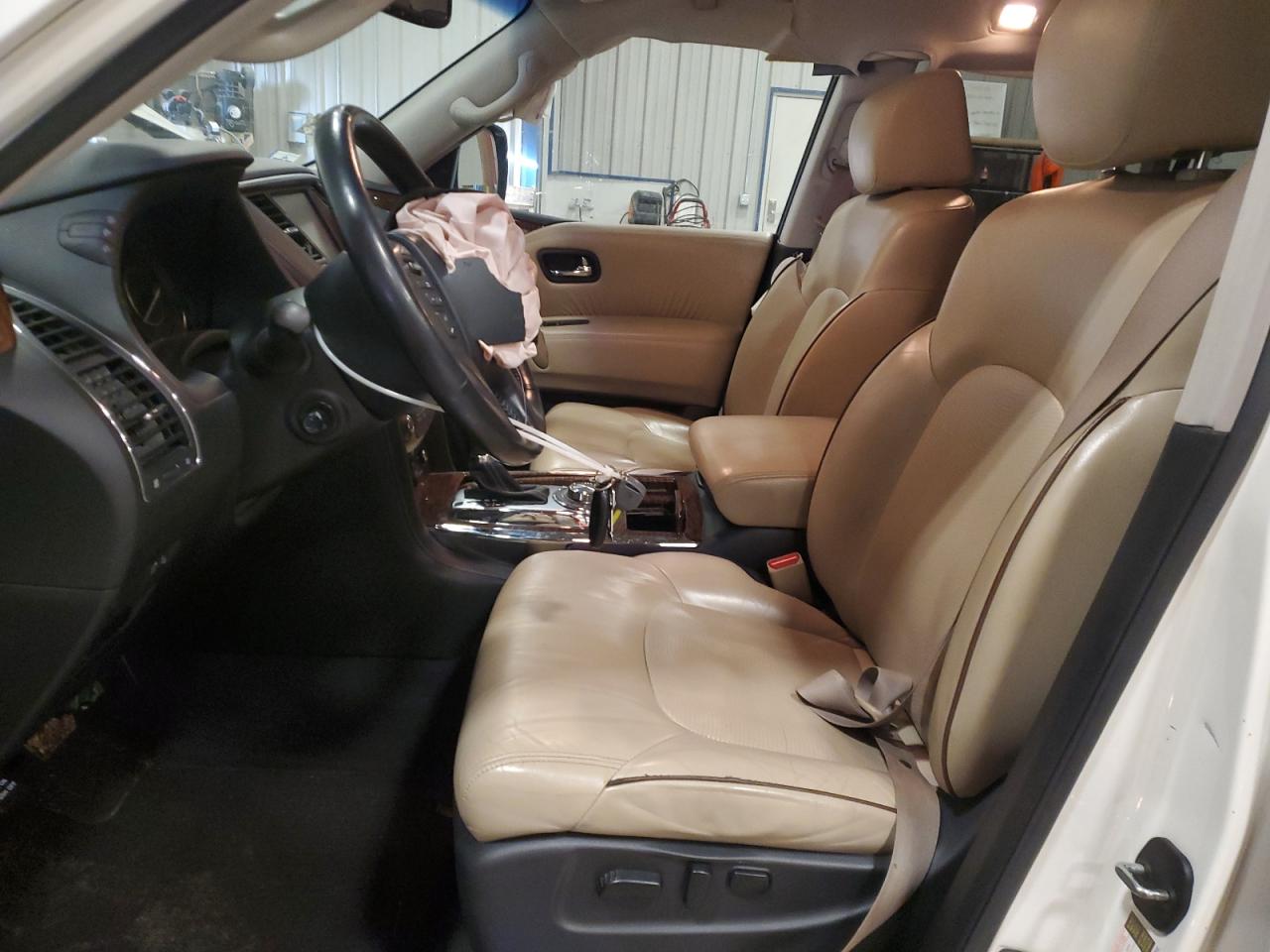 2017 Nissan Armada - Image 7