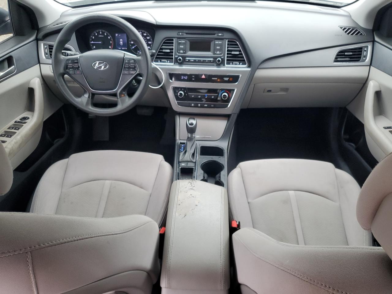 2017 Hyundai Sonata - Image 8