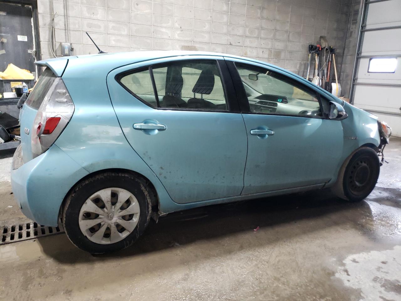 2012 Toyota Prius - Image 3