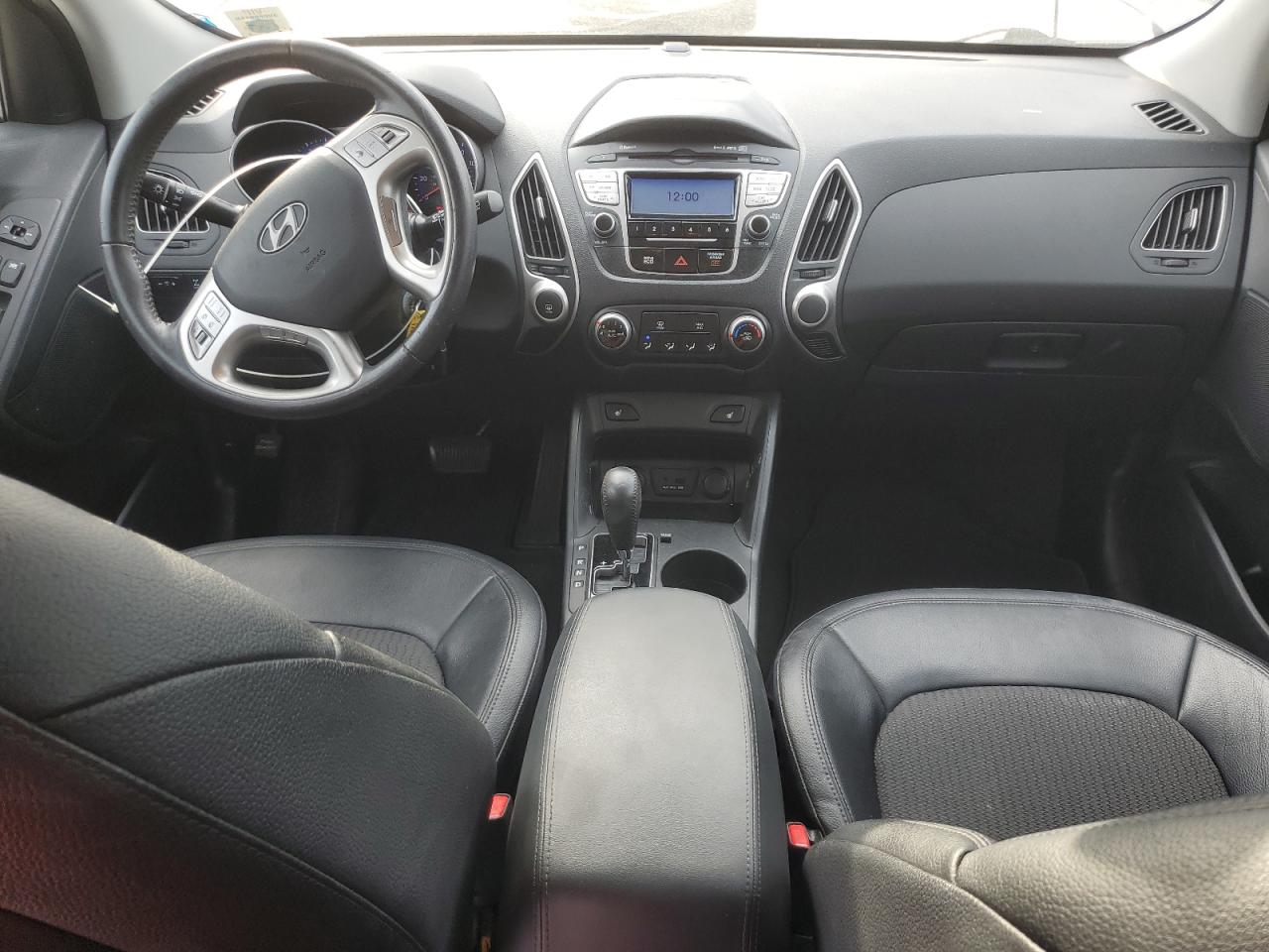 2012 Hyundai Tucson - Image 8