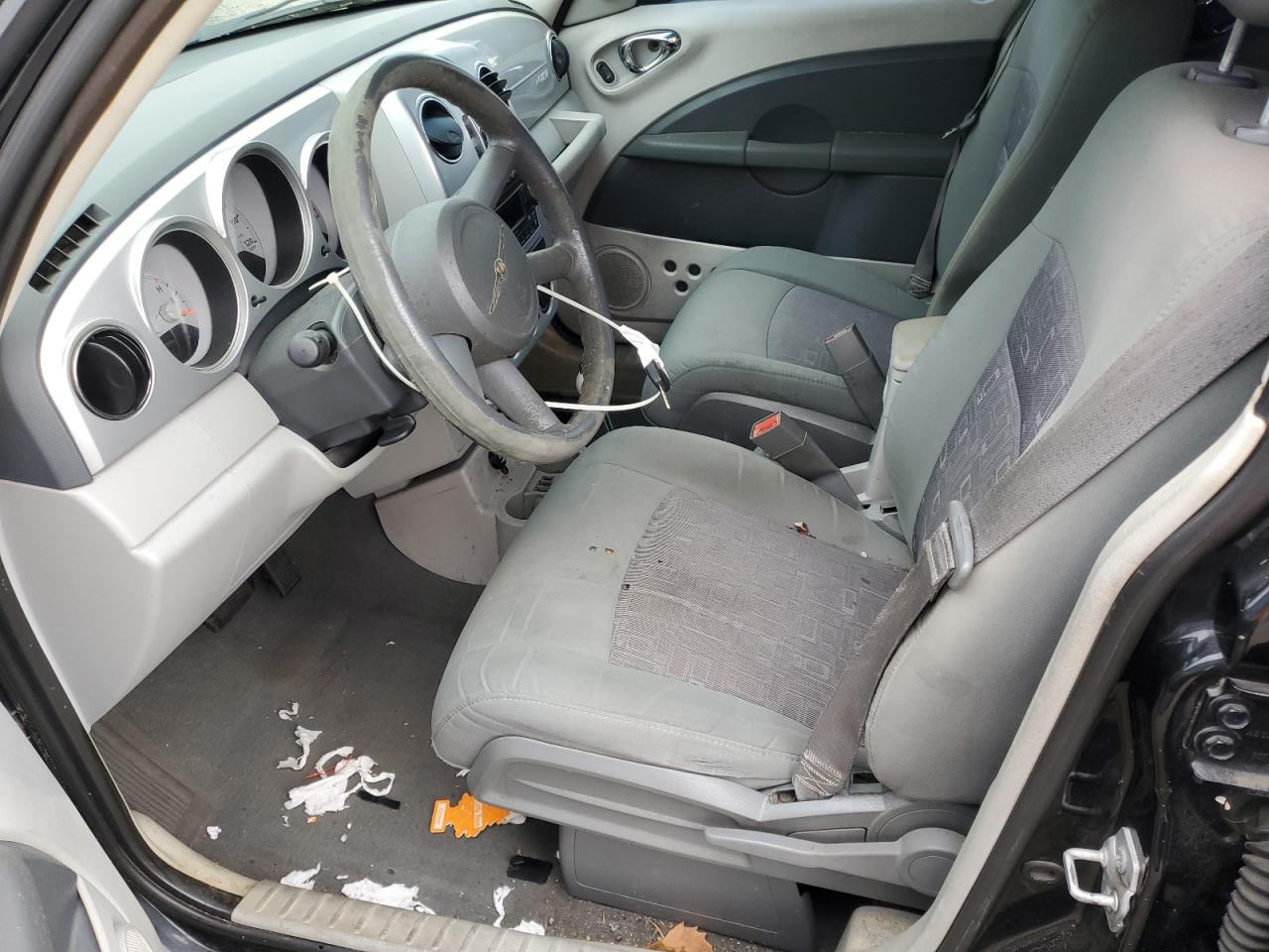 2009 Chrysler PT Cruiser - Image 7