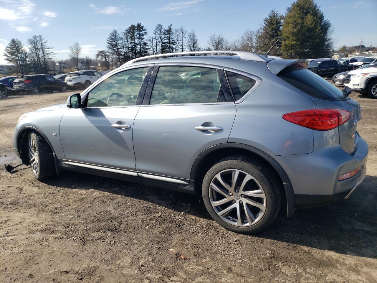 2017 Infiniti QX50 - Image 2